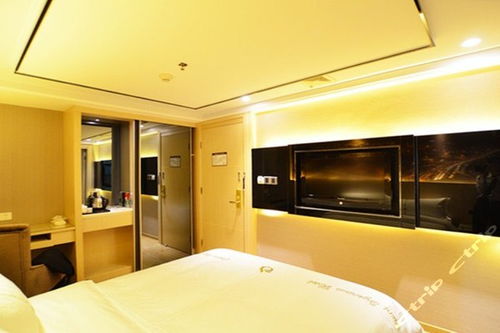 东方精品酒店深圳莲塘店 精品大床房的舒适体验